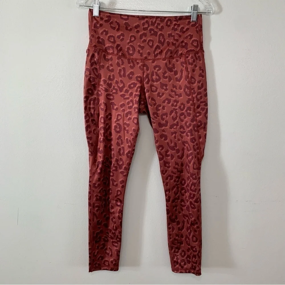 Leg End Burnt Orange Leopard Print Active Wear Pocket Leggings Size M